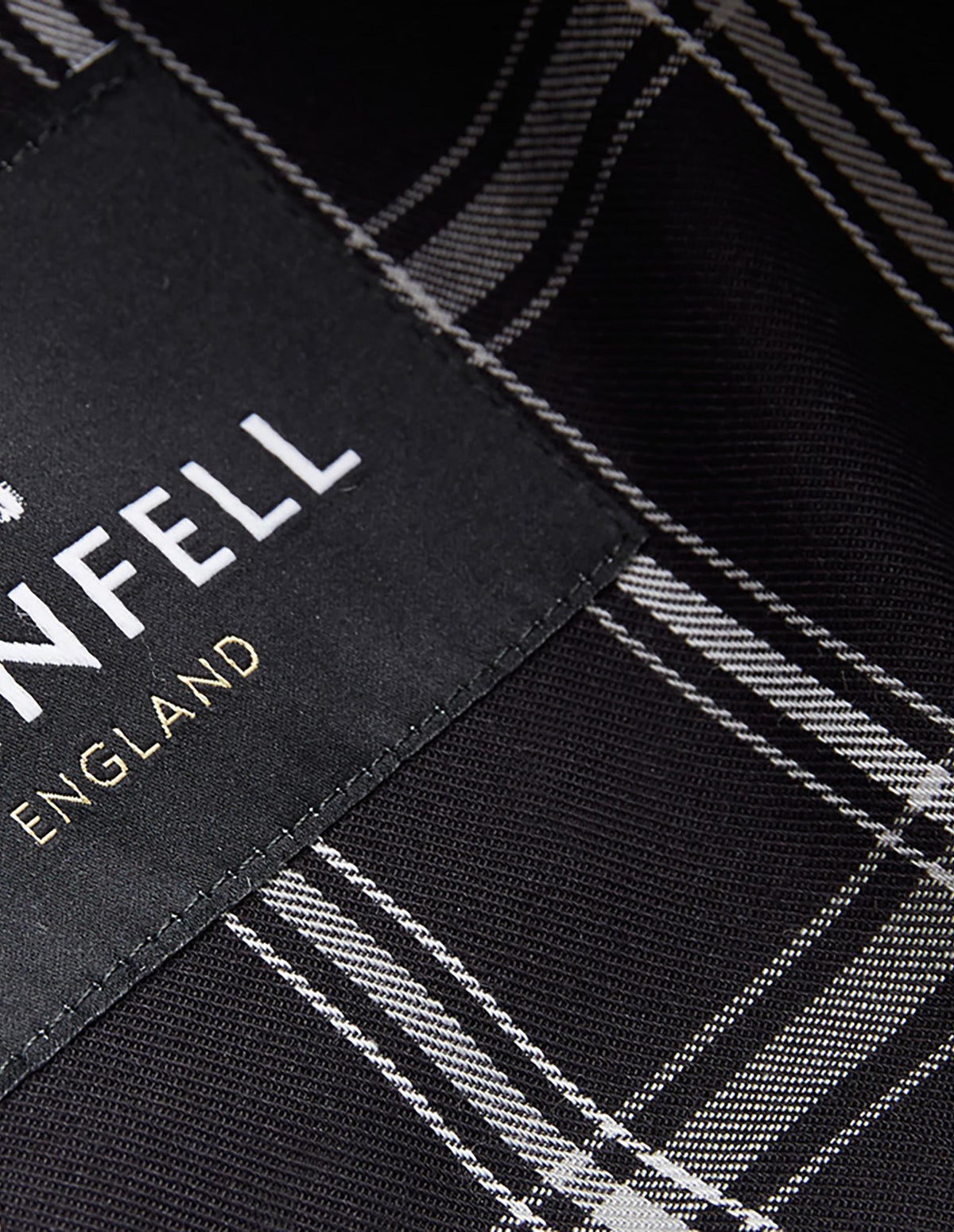 Load image into Gallery viewer, Grampian Cotton Gabardine Black